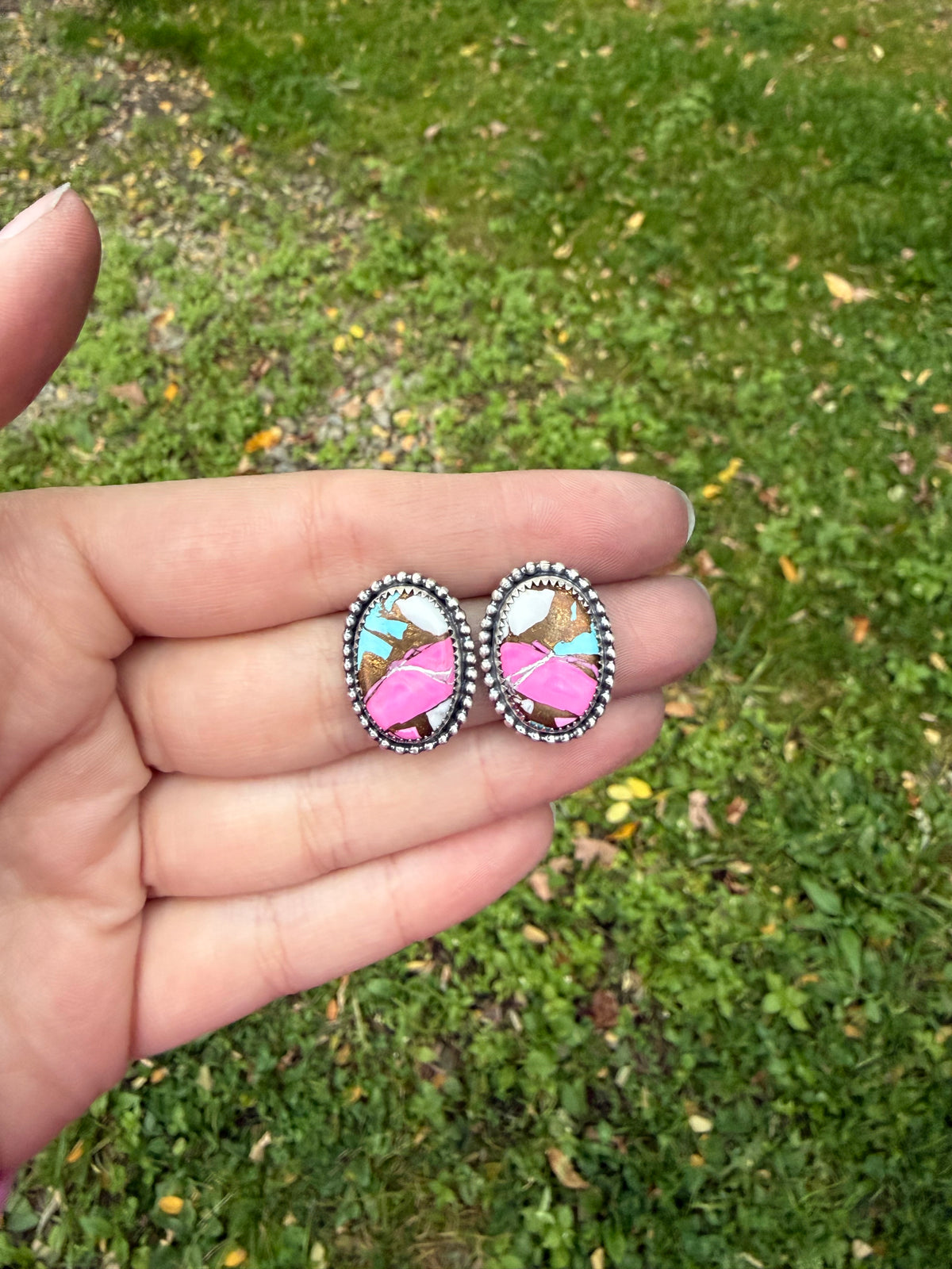 Cotton candy studs
