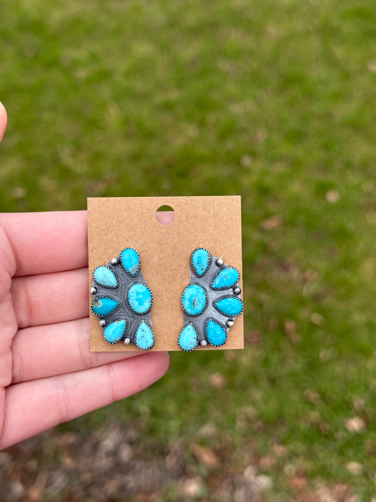 Persian turquoise half clusters