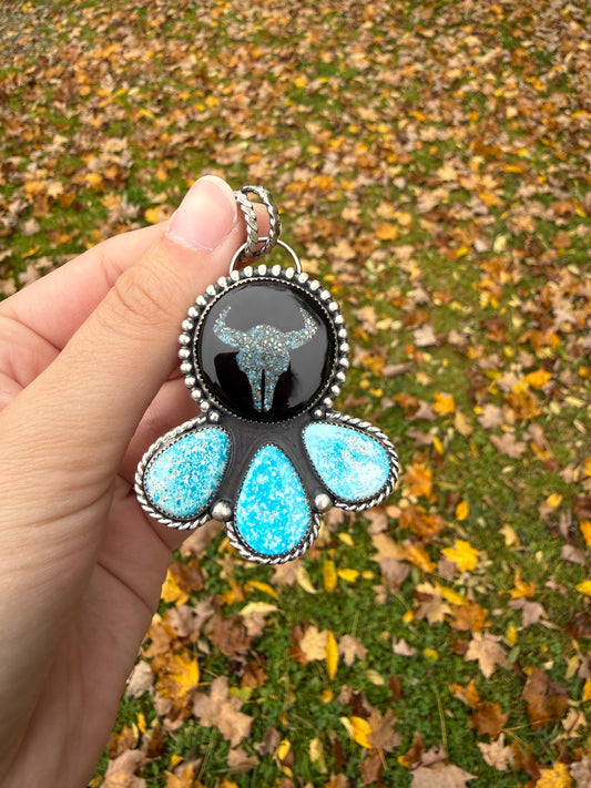 Skull inlay pendant