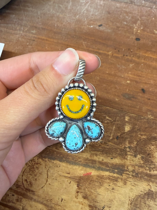 Smiley face pendant with Kingman